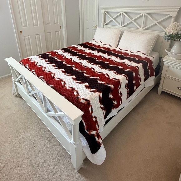 Vintage Hand Crafted Crochet Russet Brown & White Blanket /Throw- Home Bedding